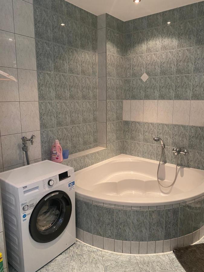 Ferienwohnung Mit Terrasse Aue  Bagian luar foto